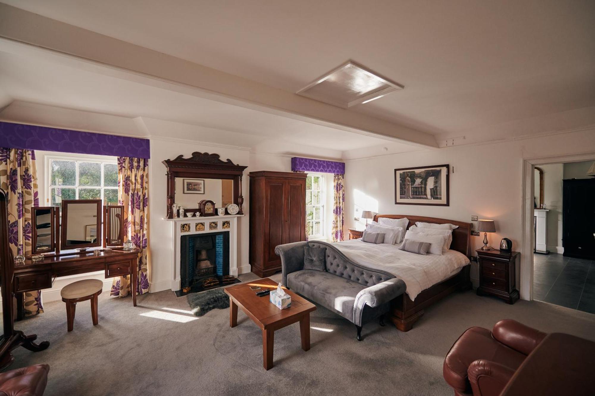 Fernhill House- Beautiful Period Property With 5 Bedrooms And Lovely Views Laugharne Buitenkant foto